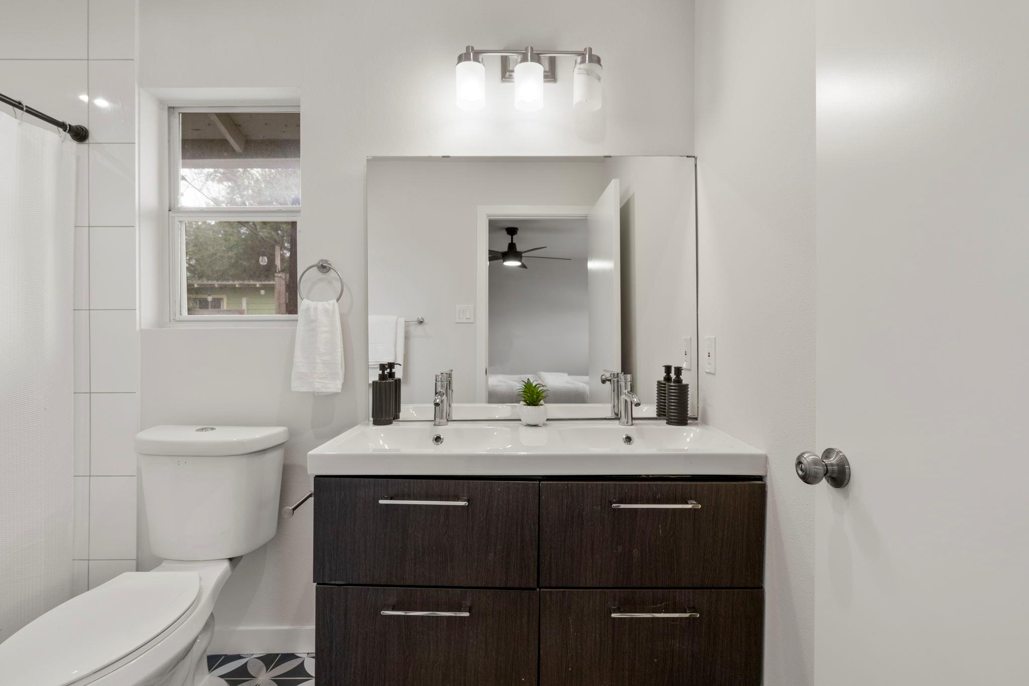 2700 Nordham Dr, Austin, TX 78745