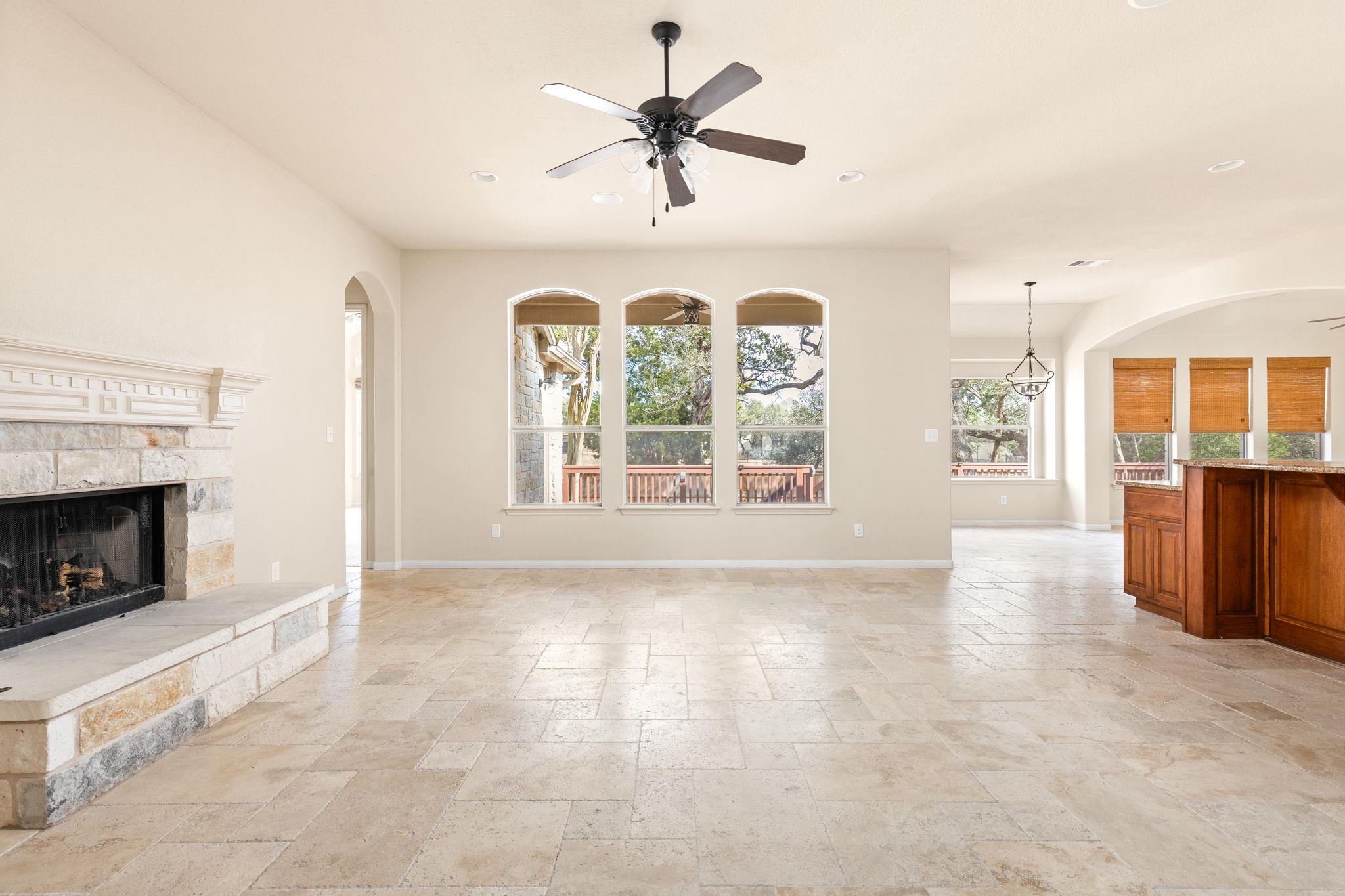 240 Bolton Dr, Austin, TX 78737