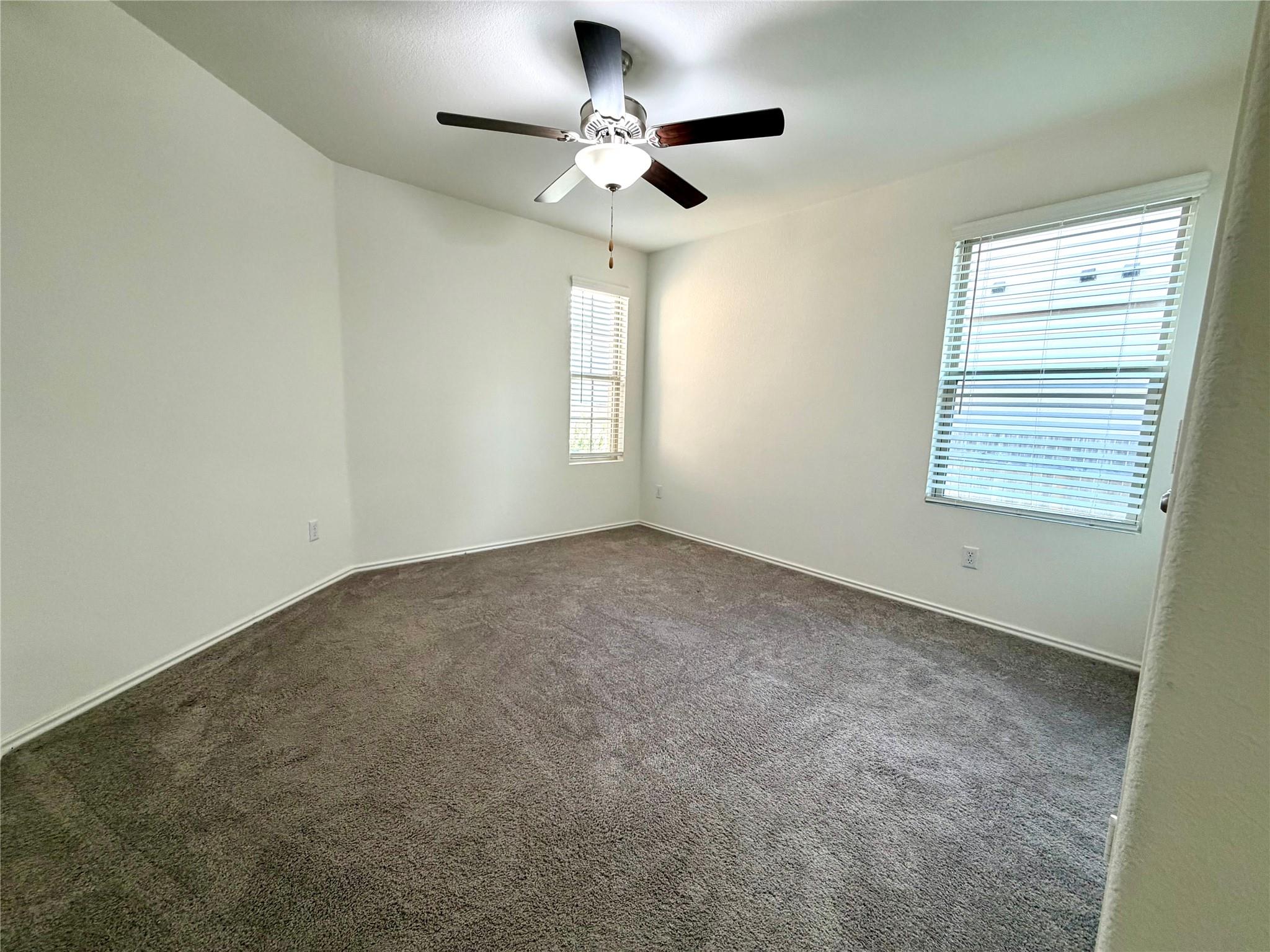 216 Star Pass, Jarrell, TX 76537