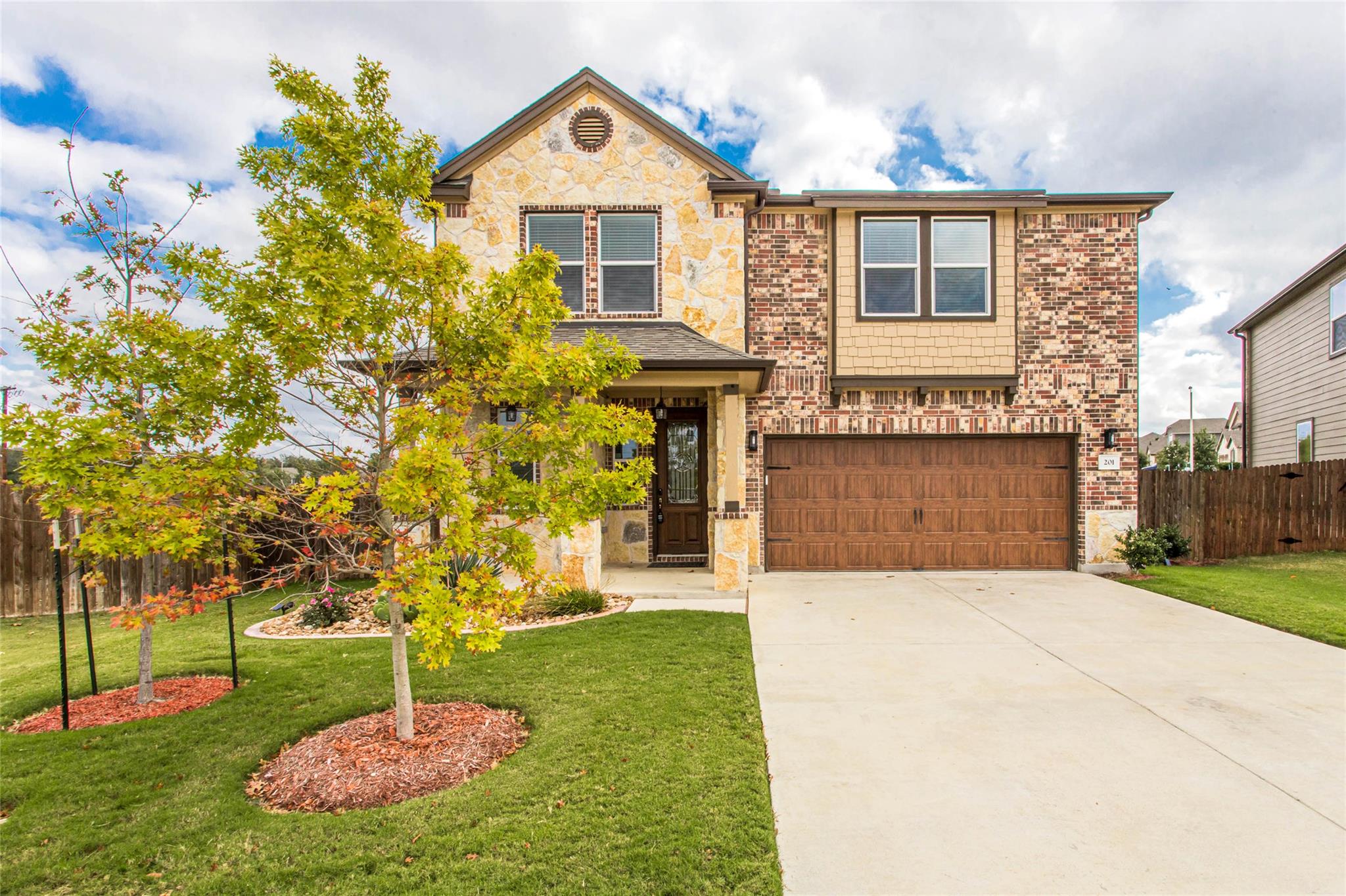201 Tordesillas Dr, Georgetown, TX 78626