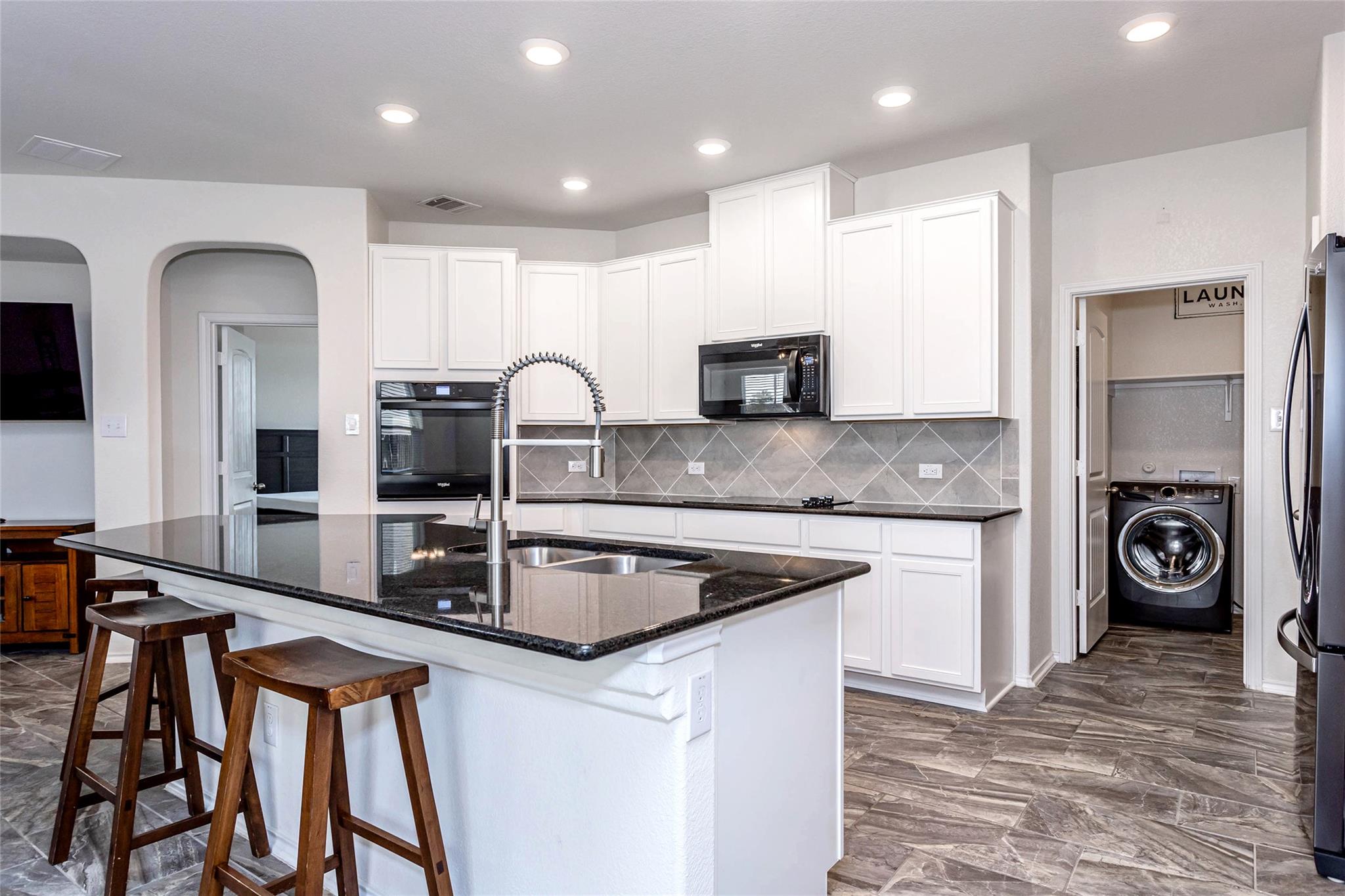 201 Tordesillas Dr, Georgetown, TX 78626