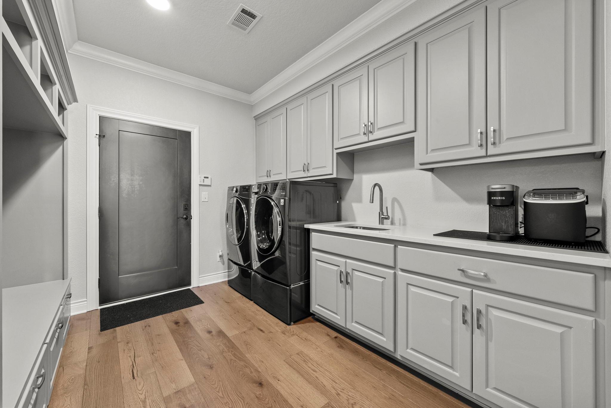 715 Mountain Leather, Horseshoe Bay, TX 78657