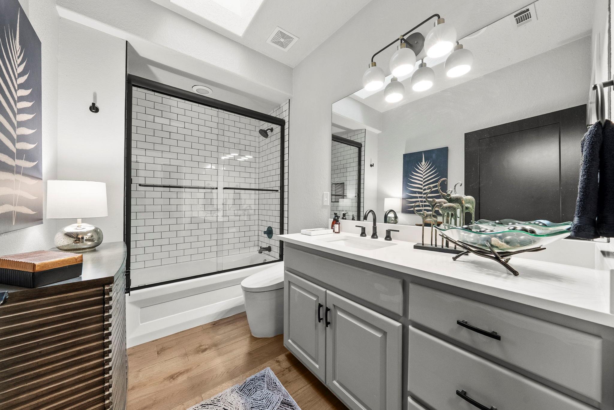 715 Mountain Leather, Horseshoe Bay, TX 78657