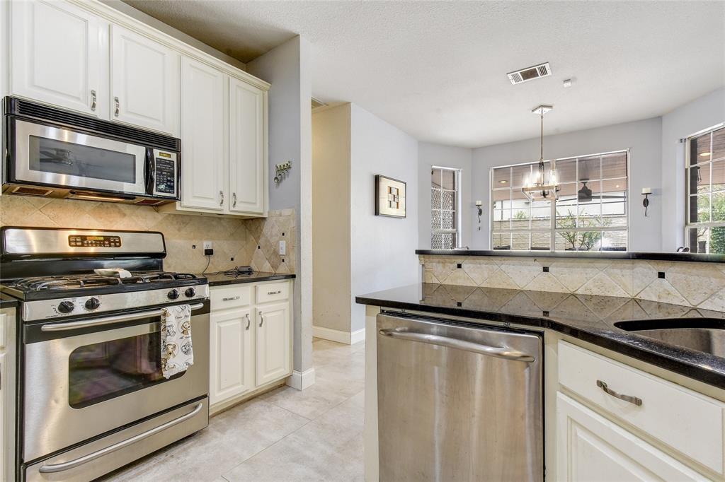 1909 Springwater Dr, Round Rock, TX 78681