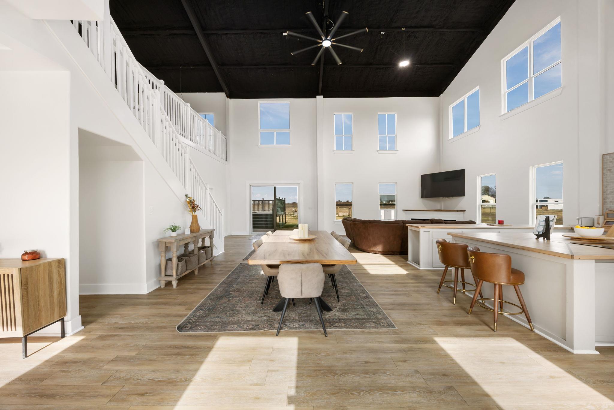 735 County Road 304, Jarrell, TX 76537