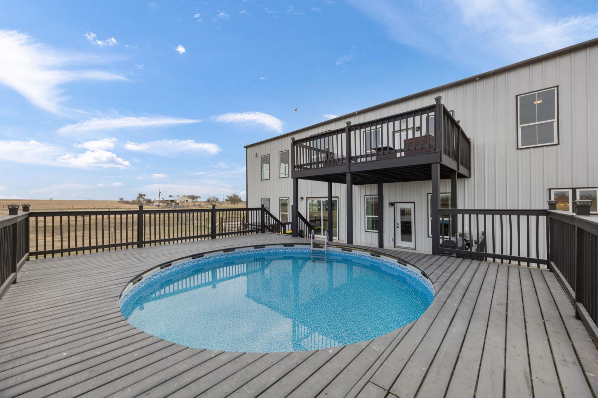 735 County Road 304, Jarrell, TX 76537