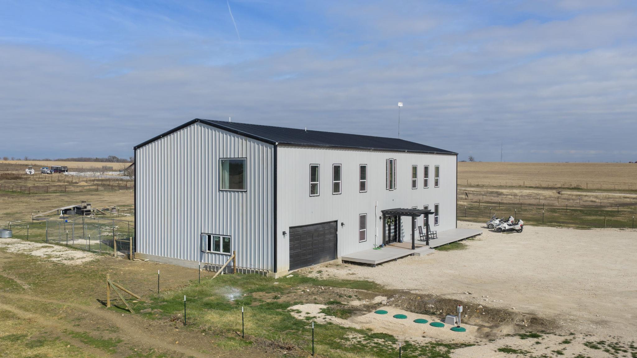 735 County Road 304, Jarrell, TX 76537