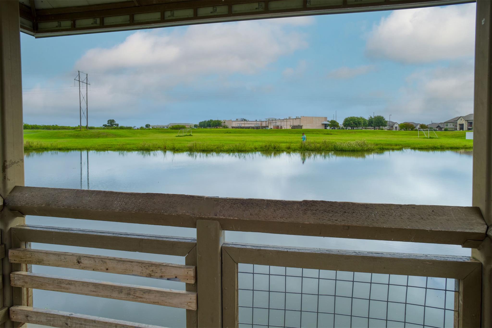 106 Double Barrel Ct, Bastrop, TX 78602