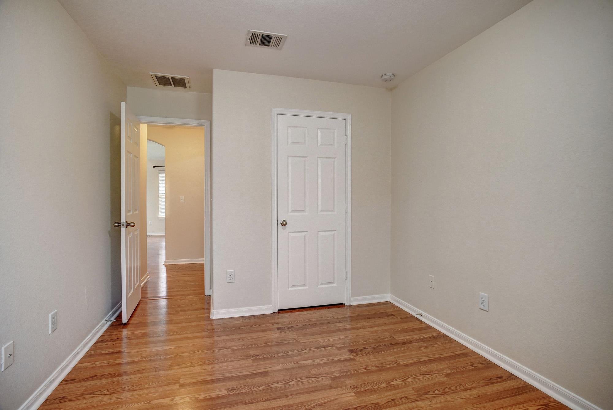 106 Double Barrel Ct, Bastrop, TX 78602