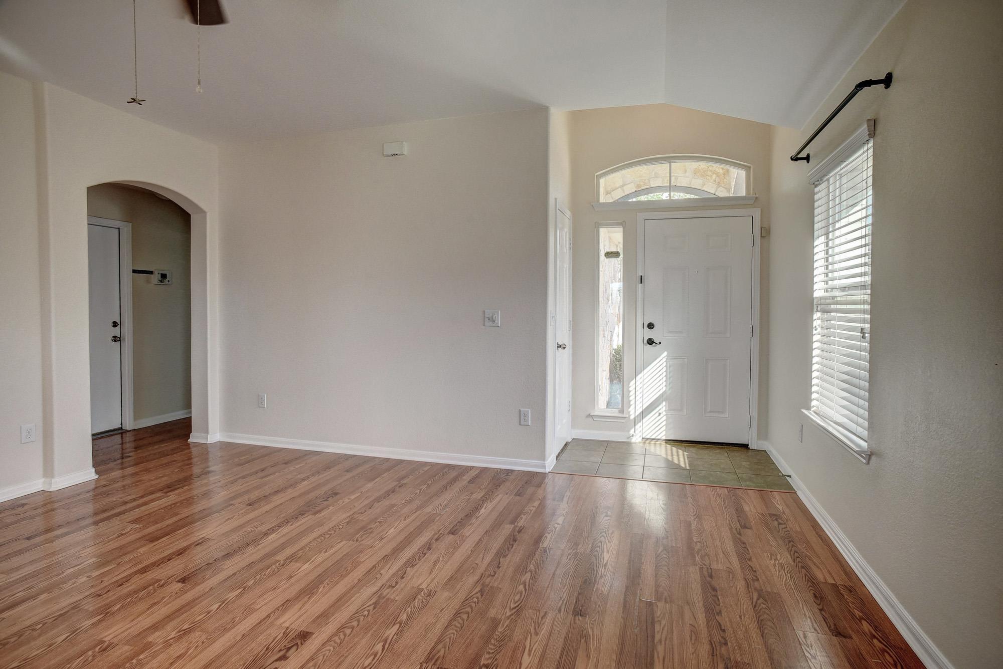 106 Double Barrel Ct, Bastrop, TX 78602