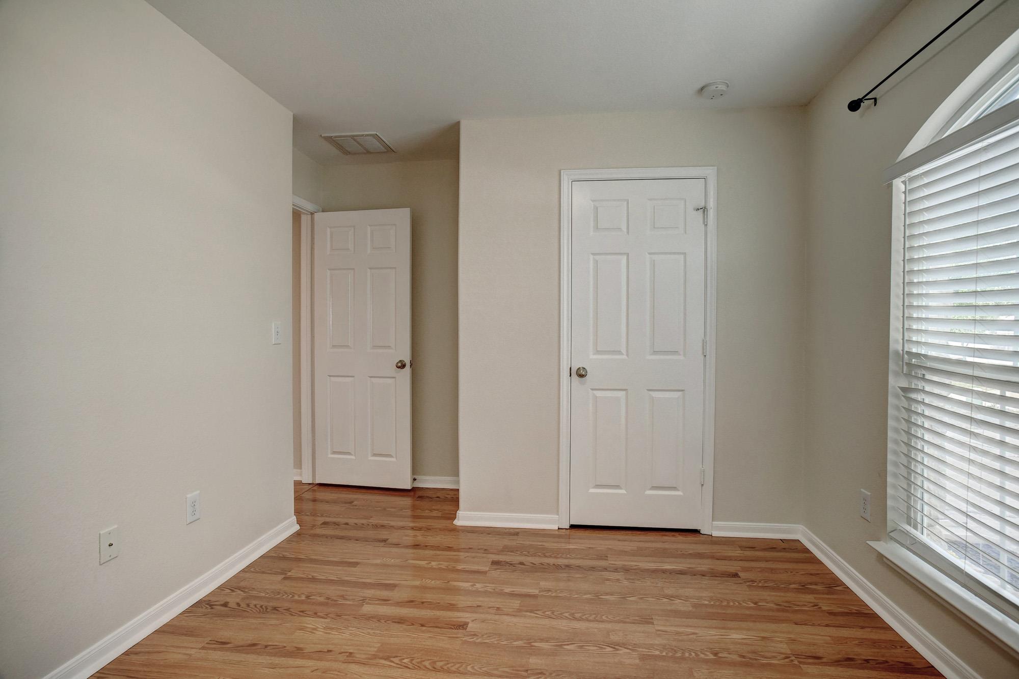 106 Double Barrel Ct, Bastrop, TX 78602