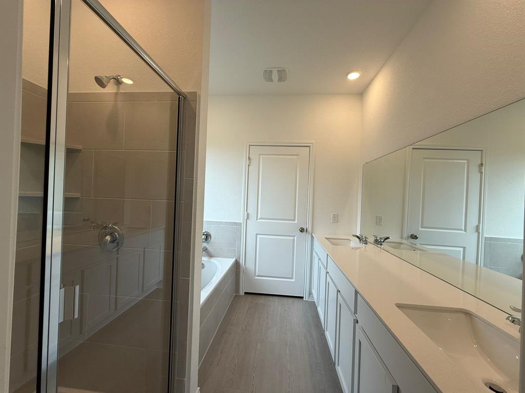 203 Herald Dr, Hutto, TX 78634