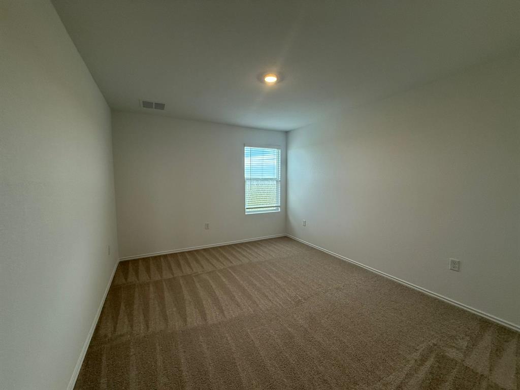 203 Herald Dr, Hutto, TX 78634