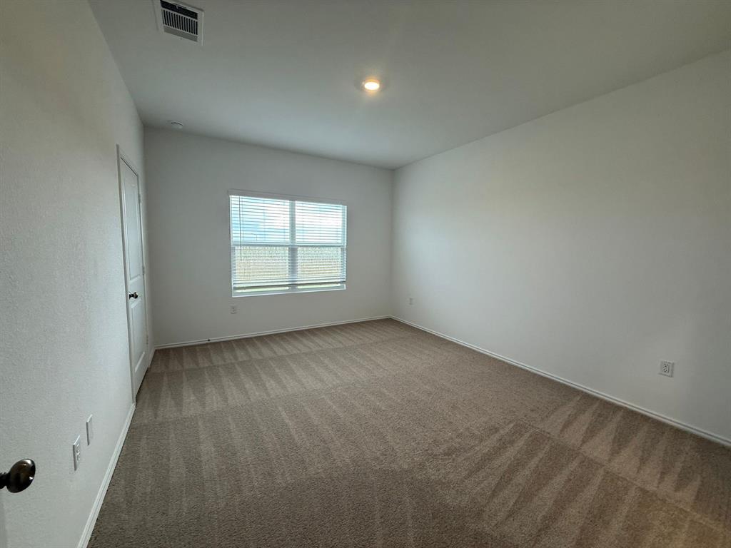 203 Herald Dr, Hutto, TX 78634