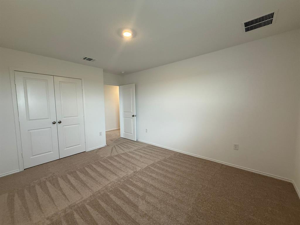 203 Herald Dr, Hutto, TX 78634