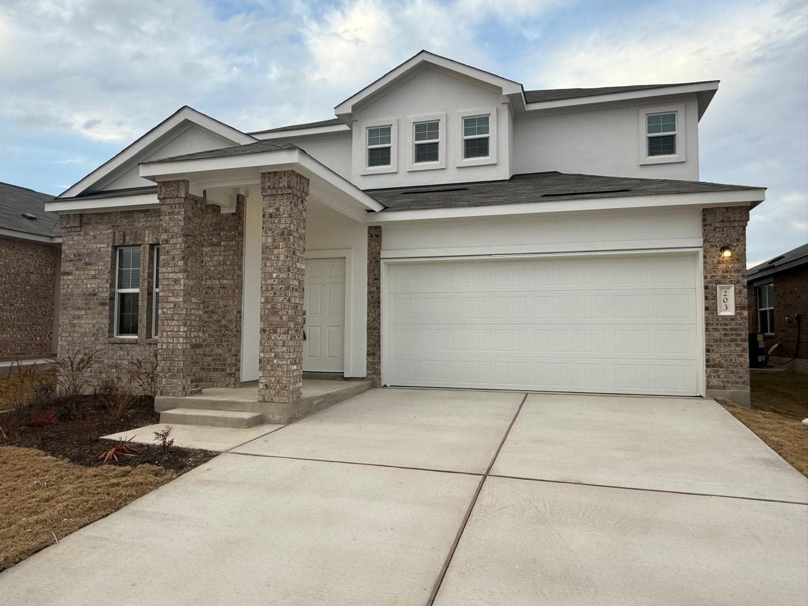 203 Herald Dr, Hutto, TX 78634