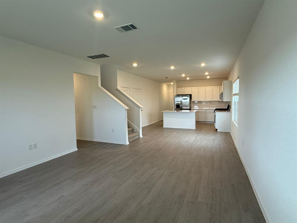 203 Herald Dr, Hutto, TX 78634