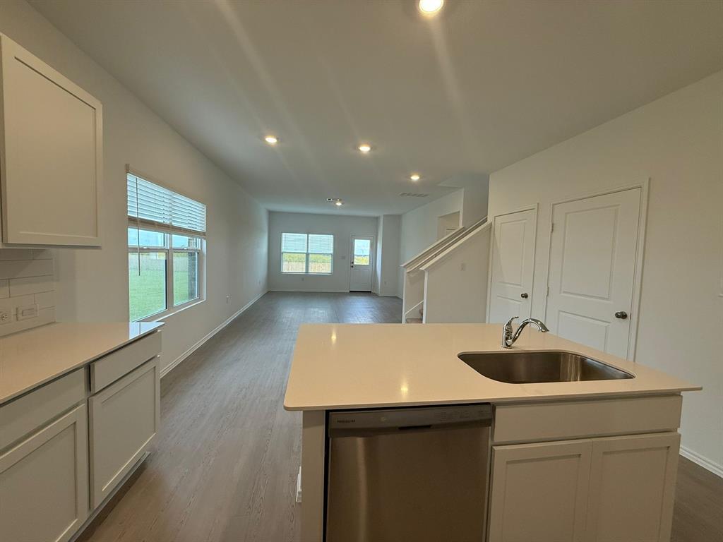 203 Herald Dr, Hutto, TX 78634