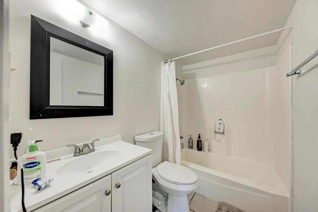 710 E Dean Keaton St # 204, Austin, TX 78705