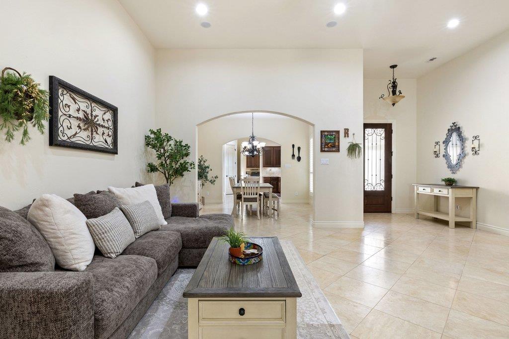 502 Hummingbird Ln # 1, Austin, TX 78734