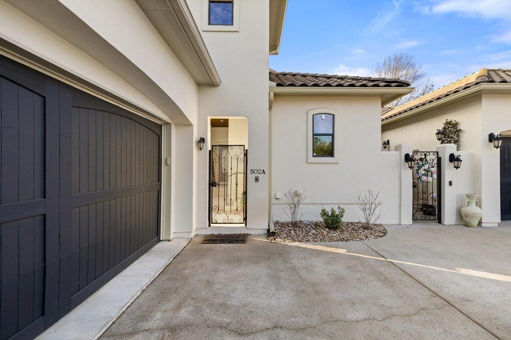 502 Hummingbird Ln # 1, Austin, TX 78734