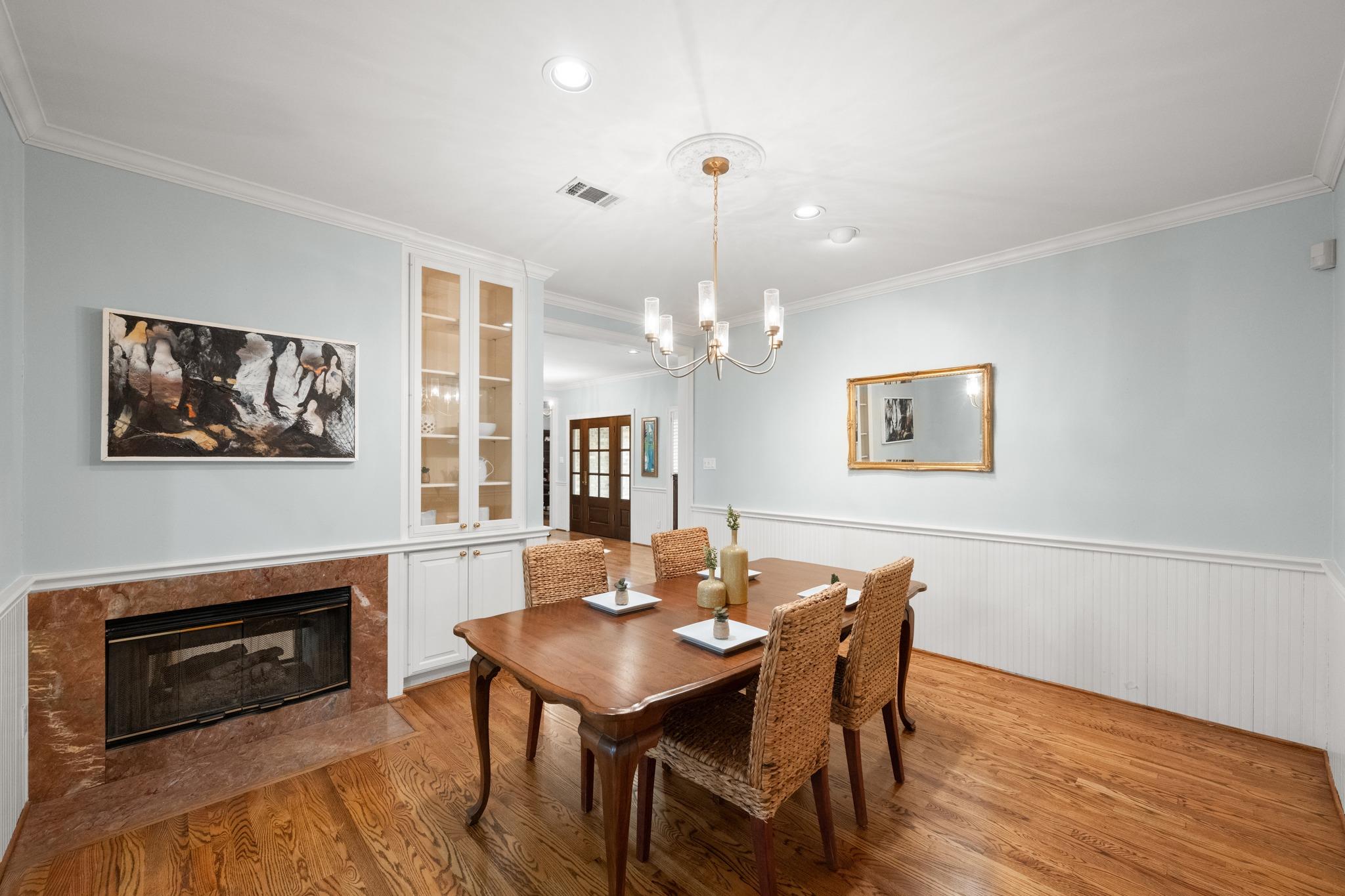 10401 Pinehurst Dr, Austin, TX 78747
