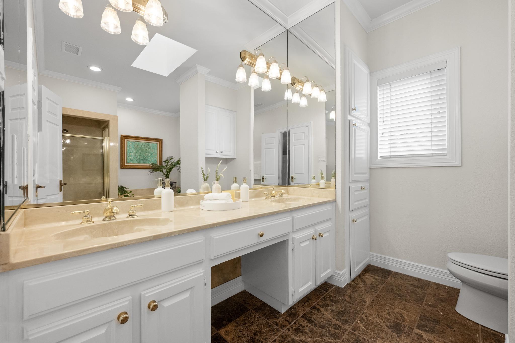 10401 Pinehurst Dr, Austin, TX 78747