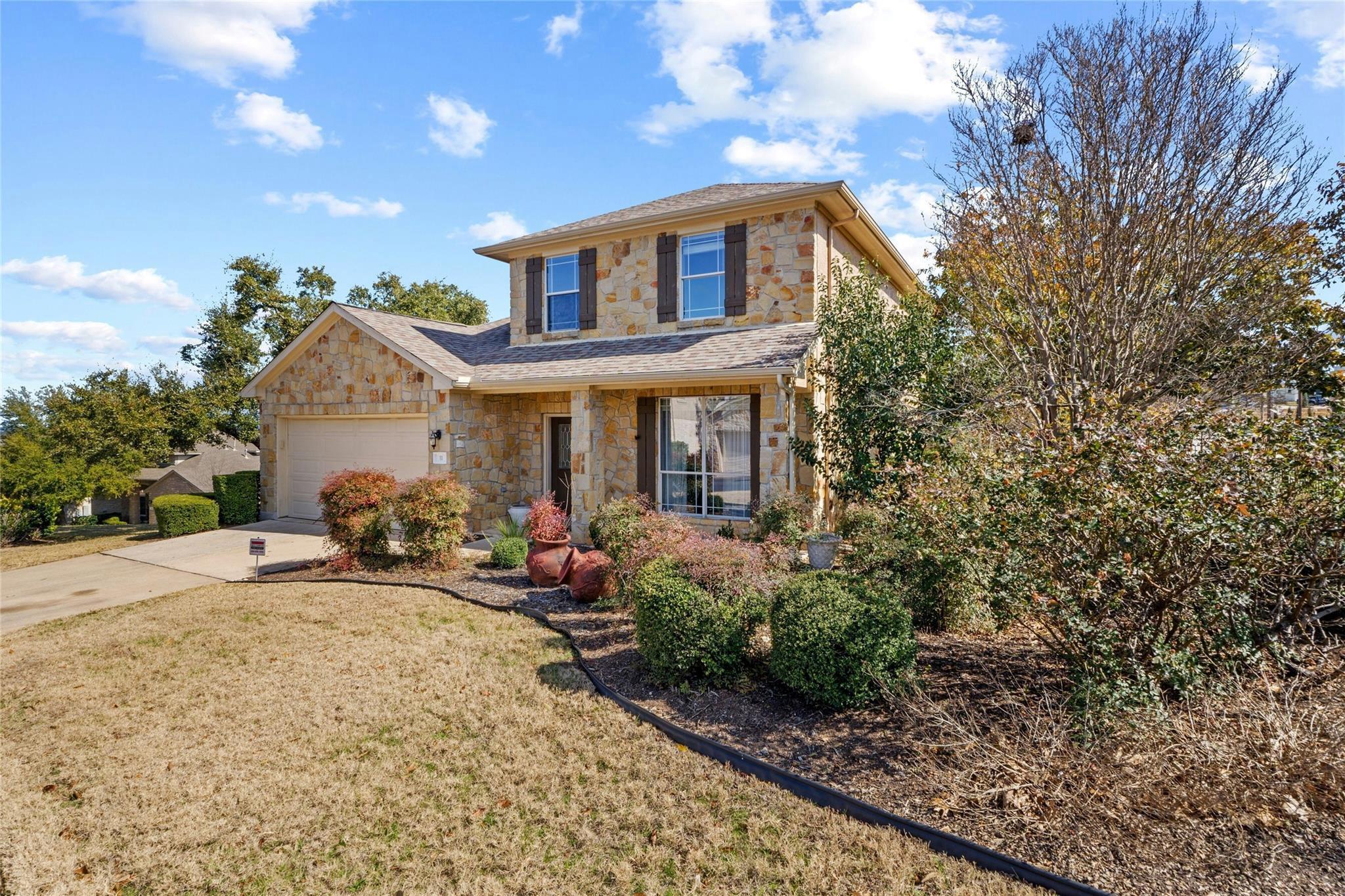 11 White Magnolia Cir, Austin, TX 78734