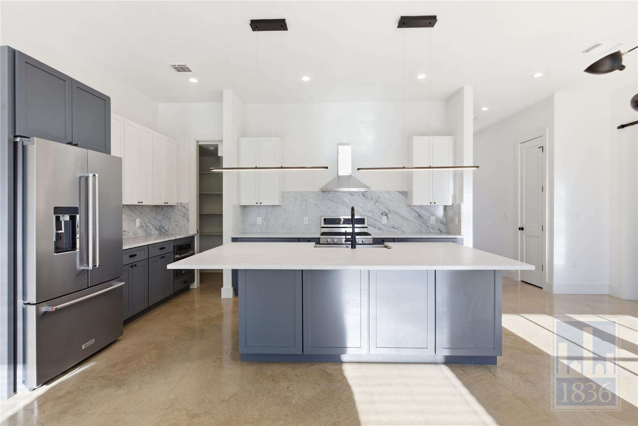 4701 Sara Dr # A, Austin, TX 78721