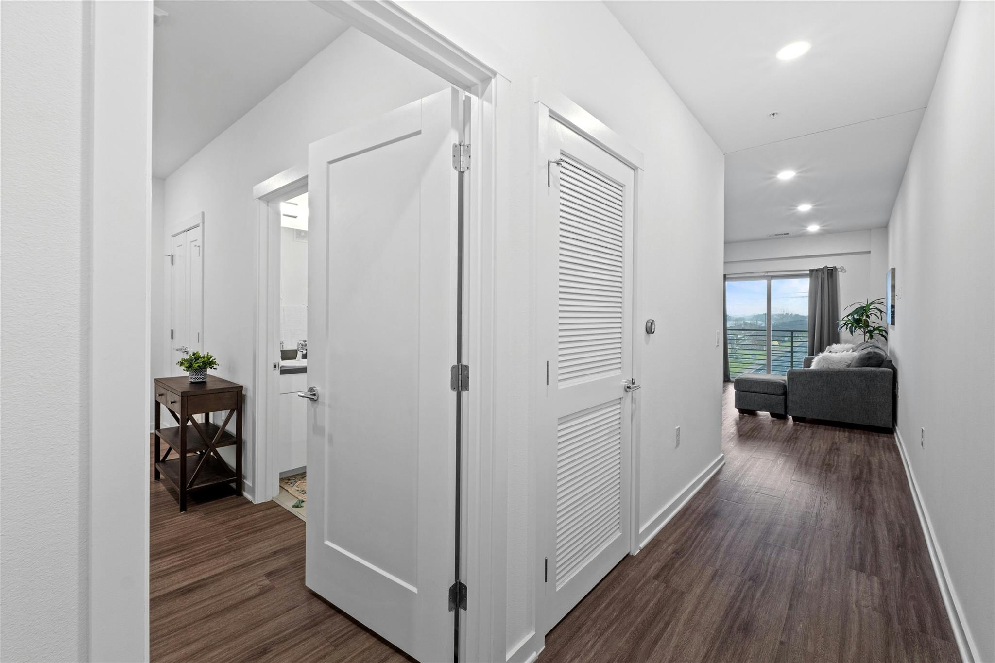 4361 S Congress Ave # 402, Austin, TX 78745