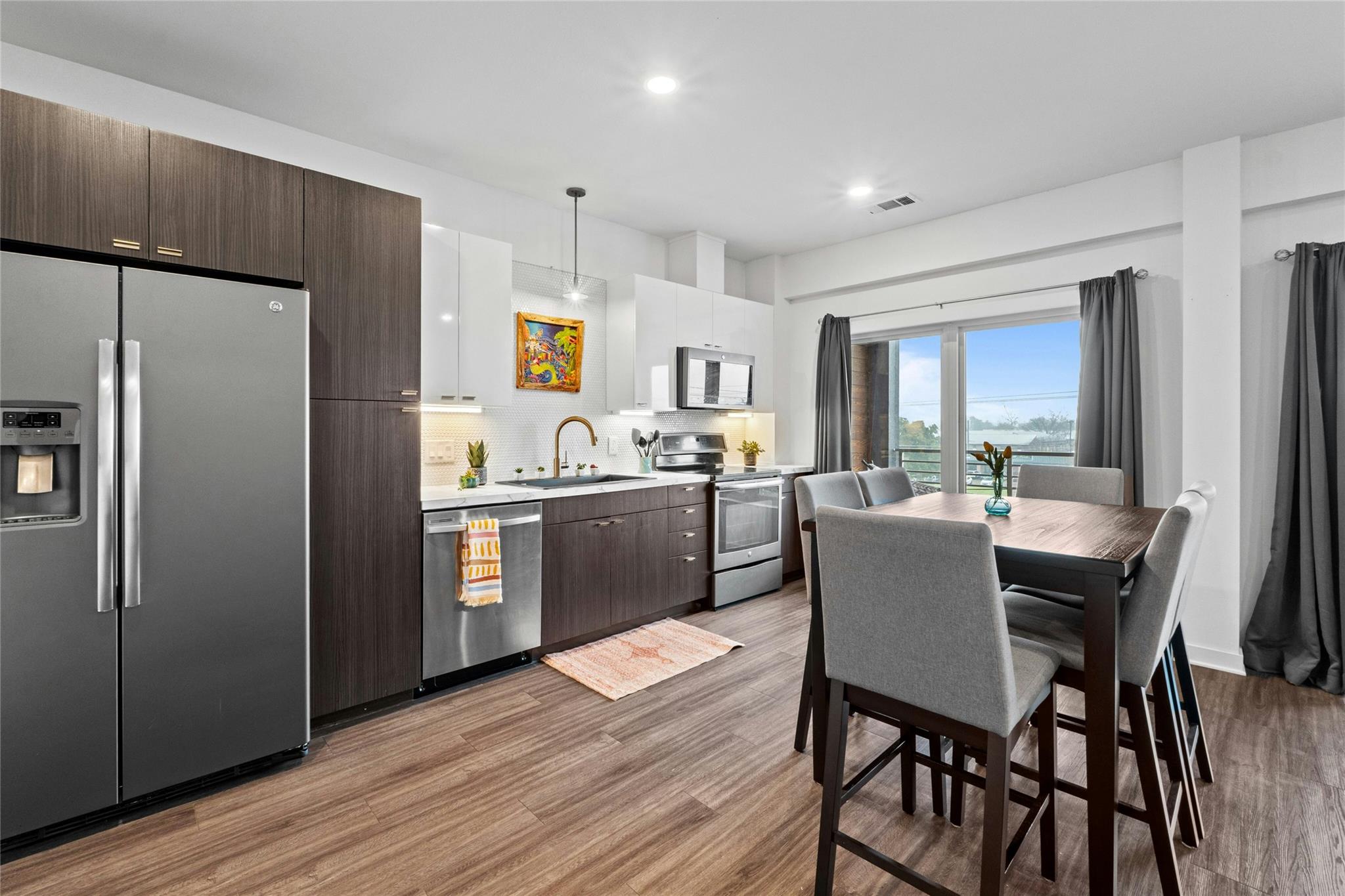 4361 S Congress Ave # 402, Austin, TX 78745