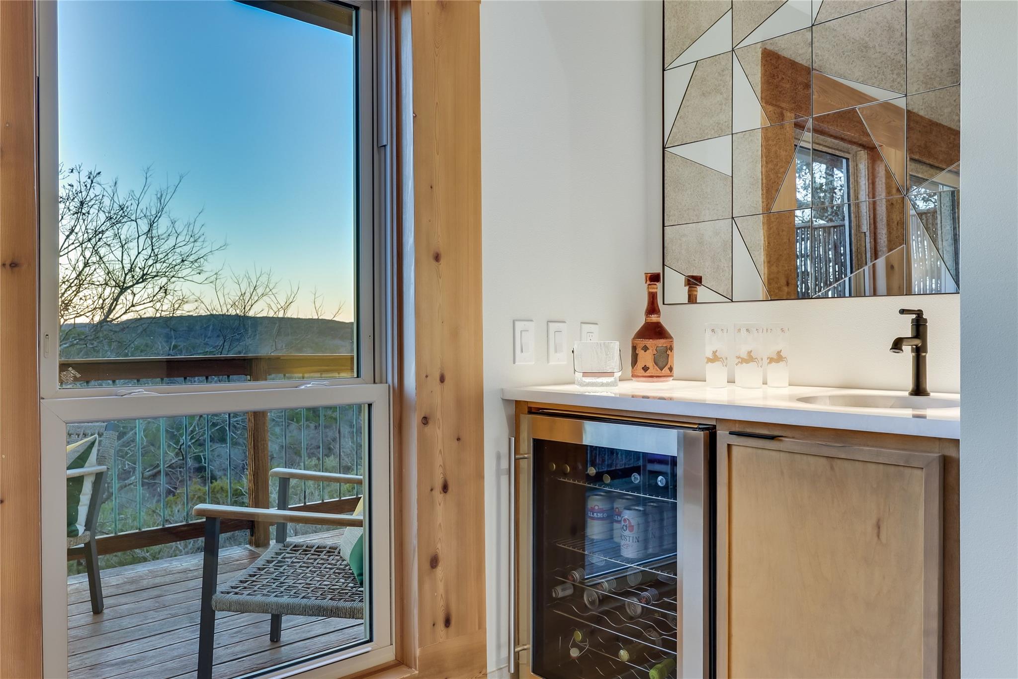 8312 Appalachian Dr, Austin, TX 78759