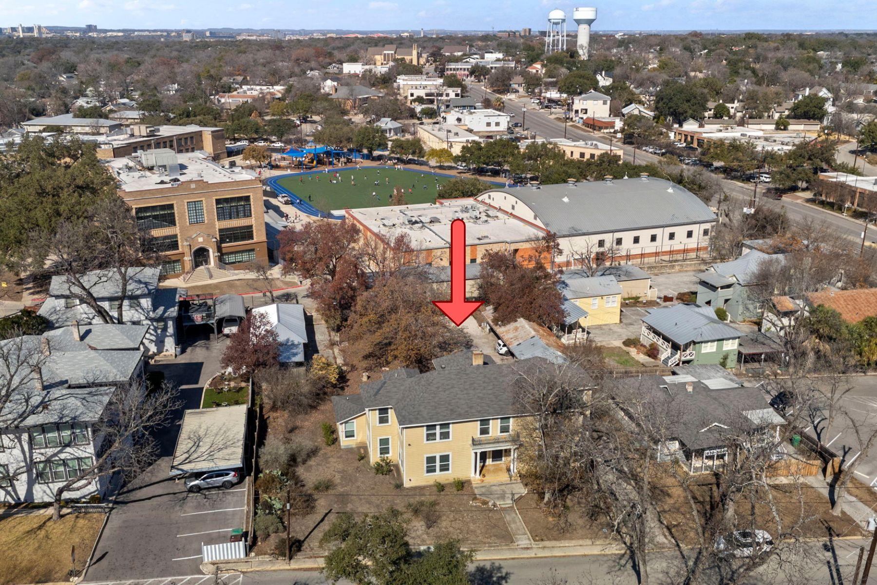 107 Willim St, San Antonio, TX 78209