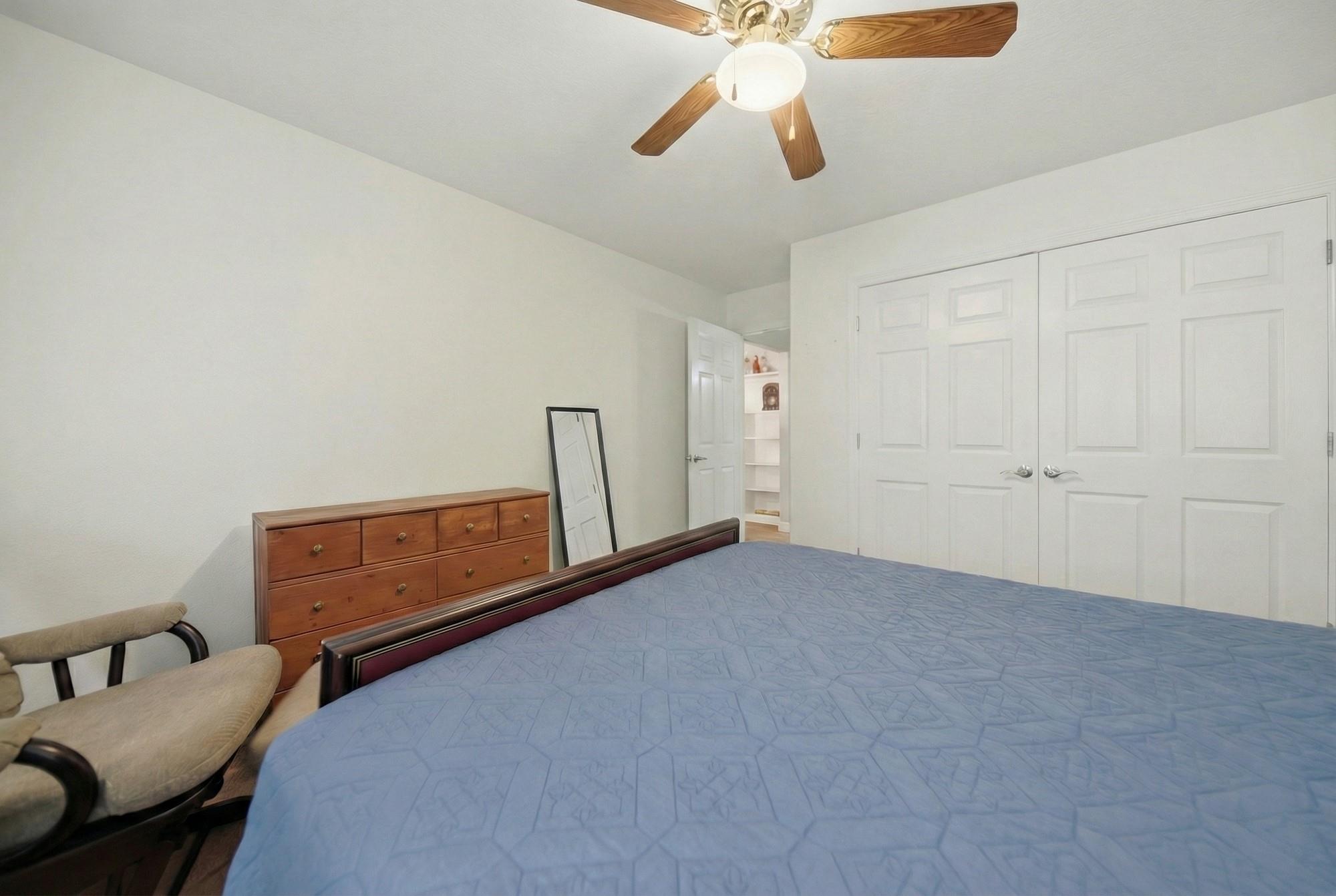 319 Shady Acres Ln, Brenham, TX 77833