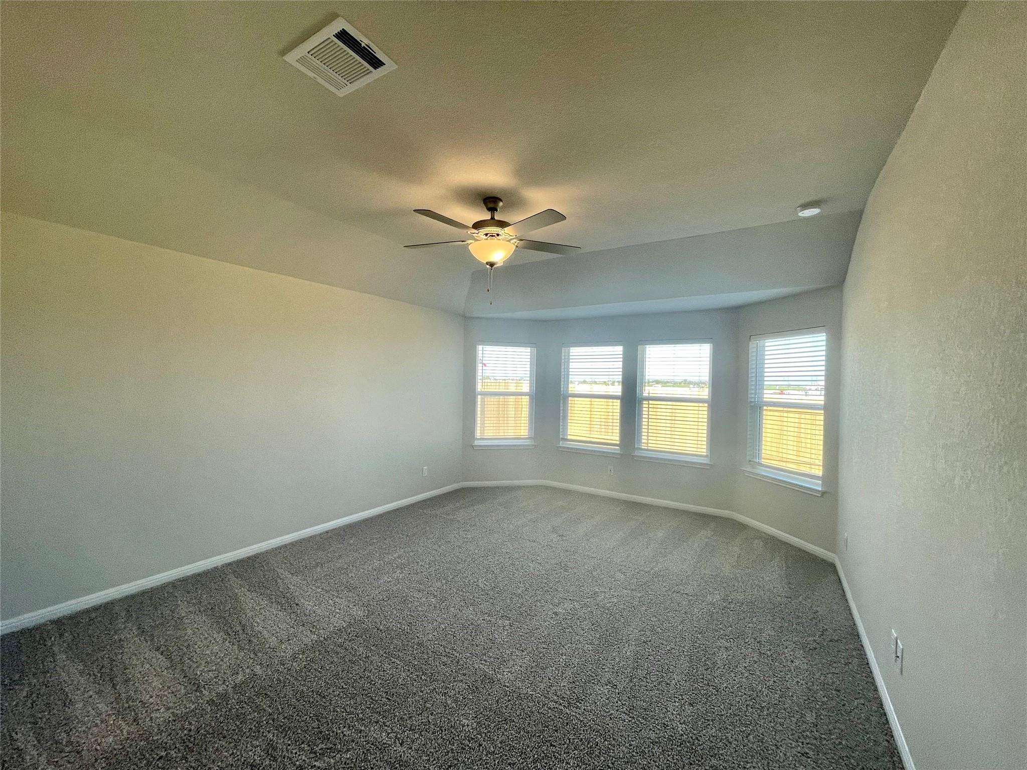 111 Ostracoda Ln, Hutto, TX 78634