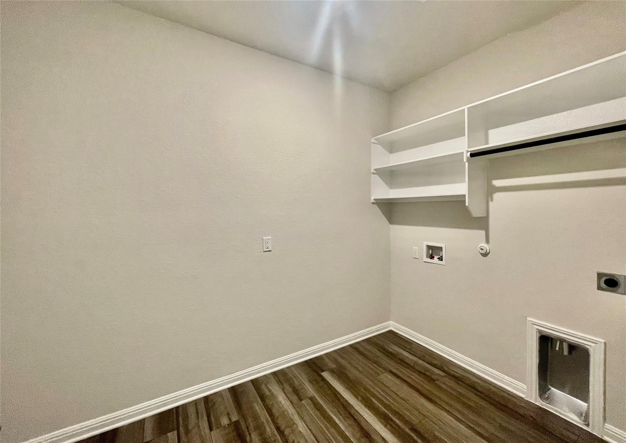 111 Ostracoda Ln, Hutto, TX 78634