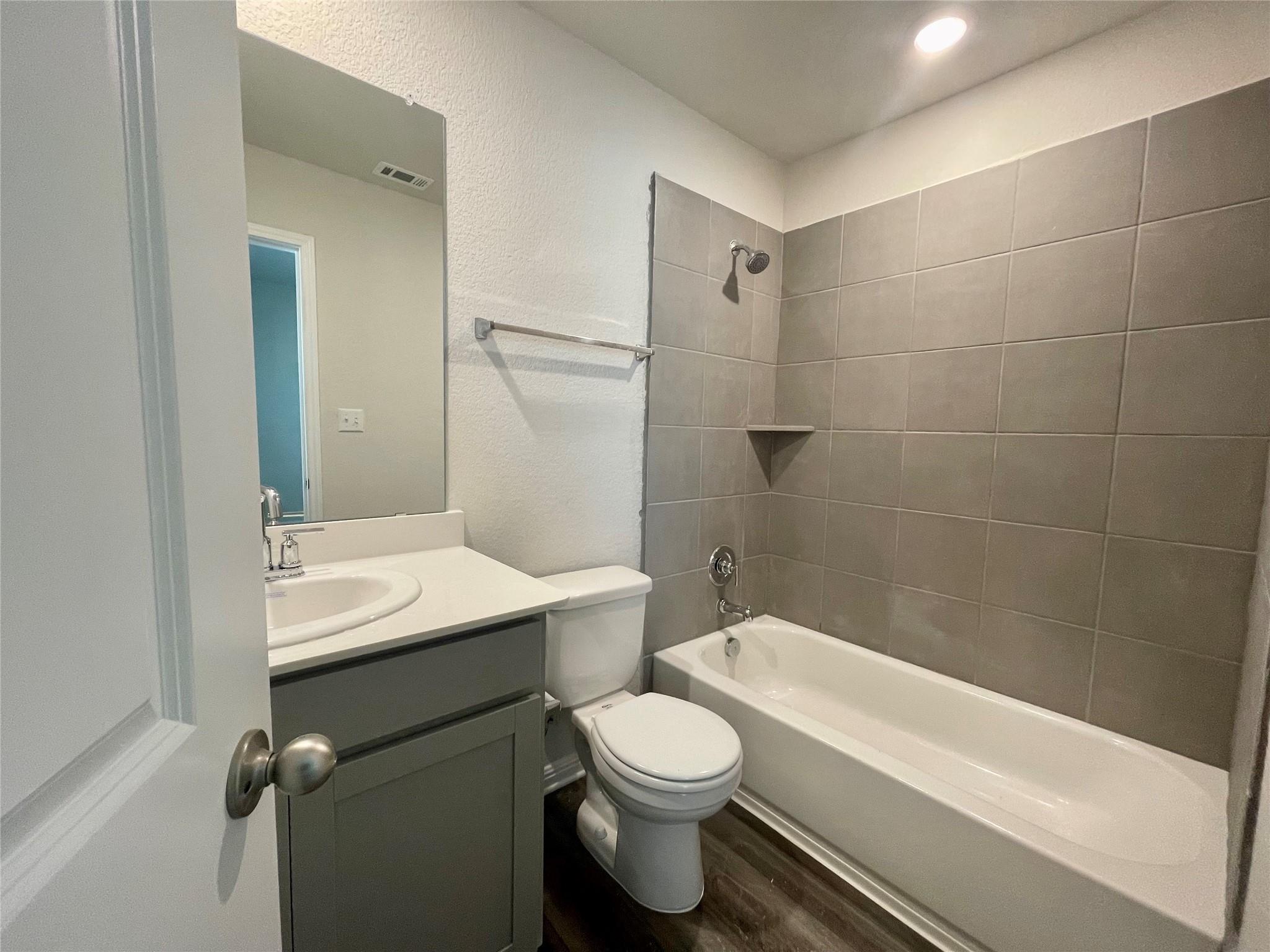 111 Ostracoda Ln, Hutto, TX 78634