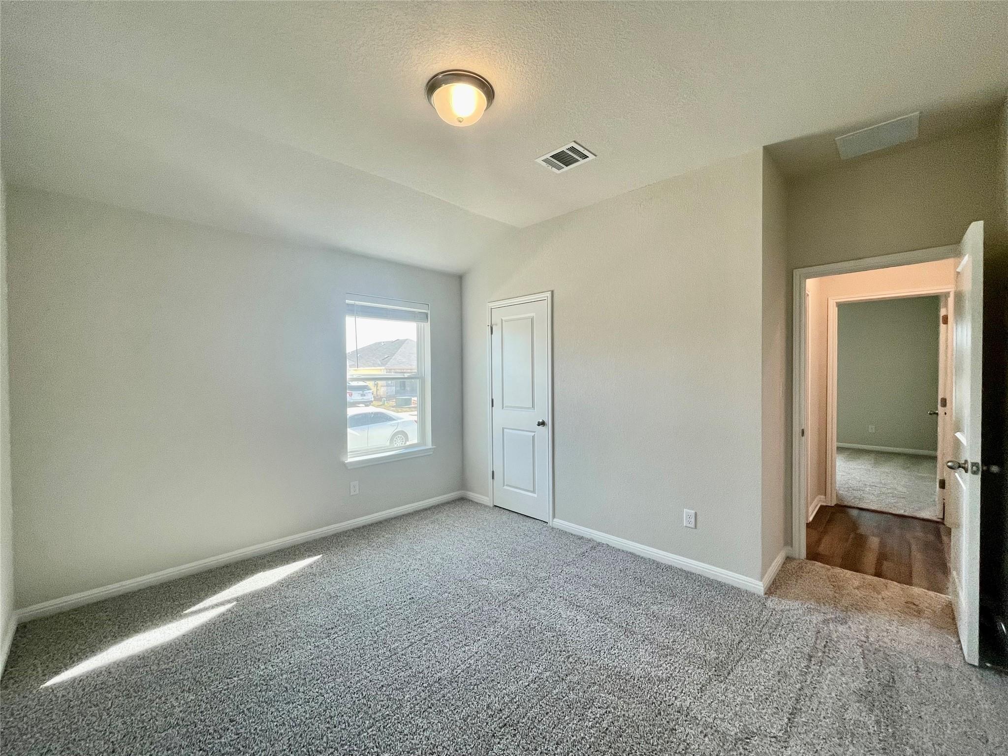 111 Ostracoda Ln, Hutto, TX 78634