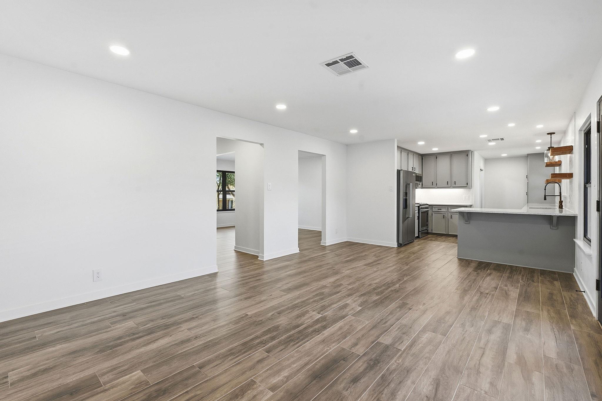 5609 Mapleleaf Dr, Austin, TX 78723