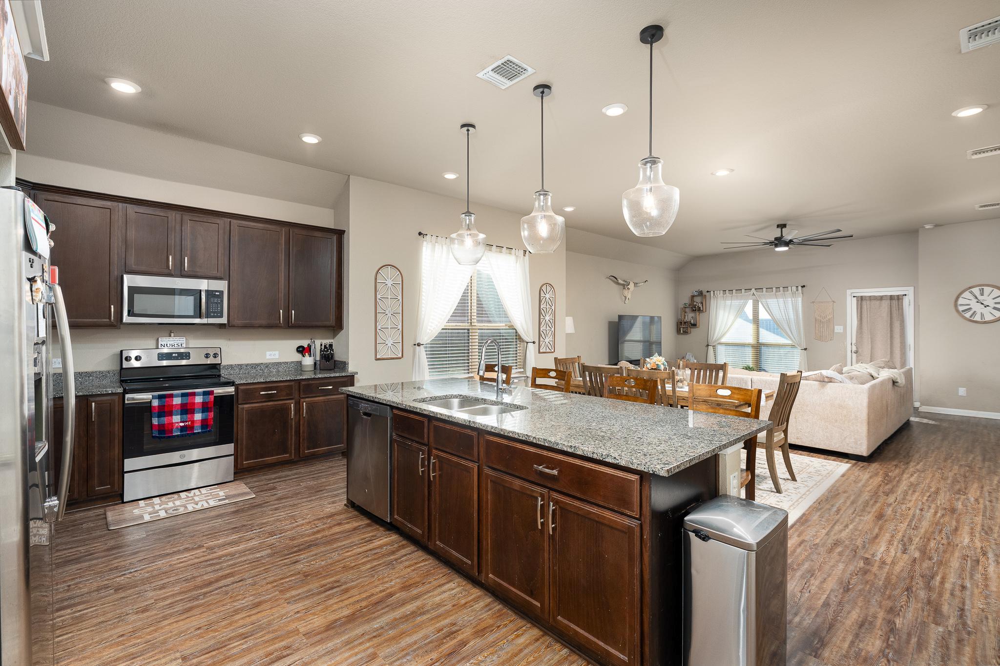 5905 Hercules Ave, Killeen, TX 76542