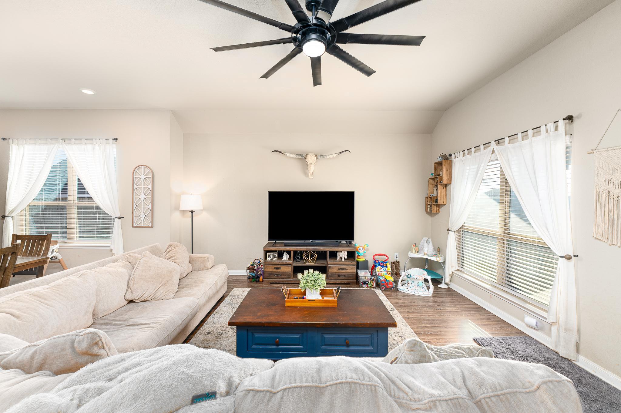 5905 Hercules Ave, Killeen, TX 76542