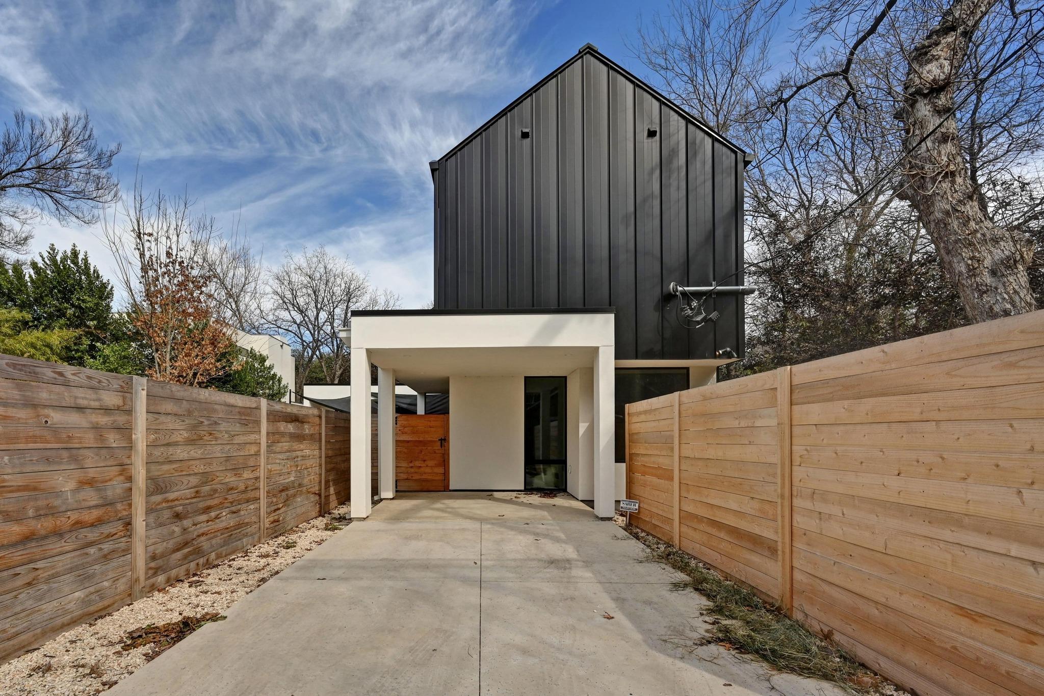 1709 Willow St # 2, Austin, TX 78702