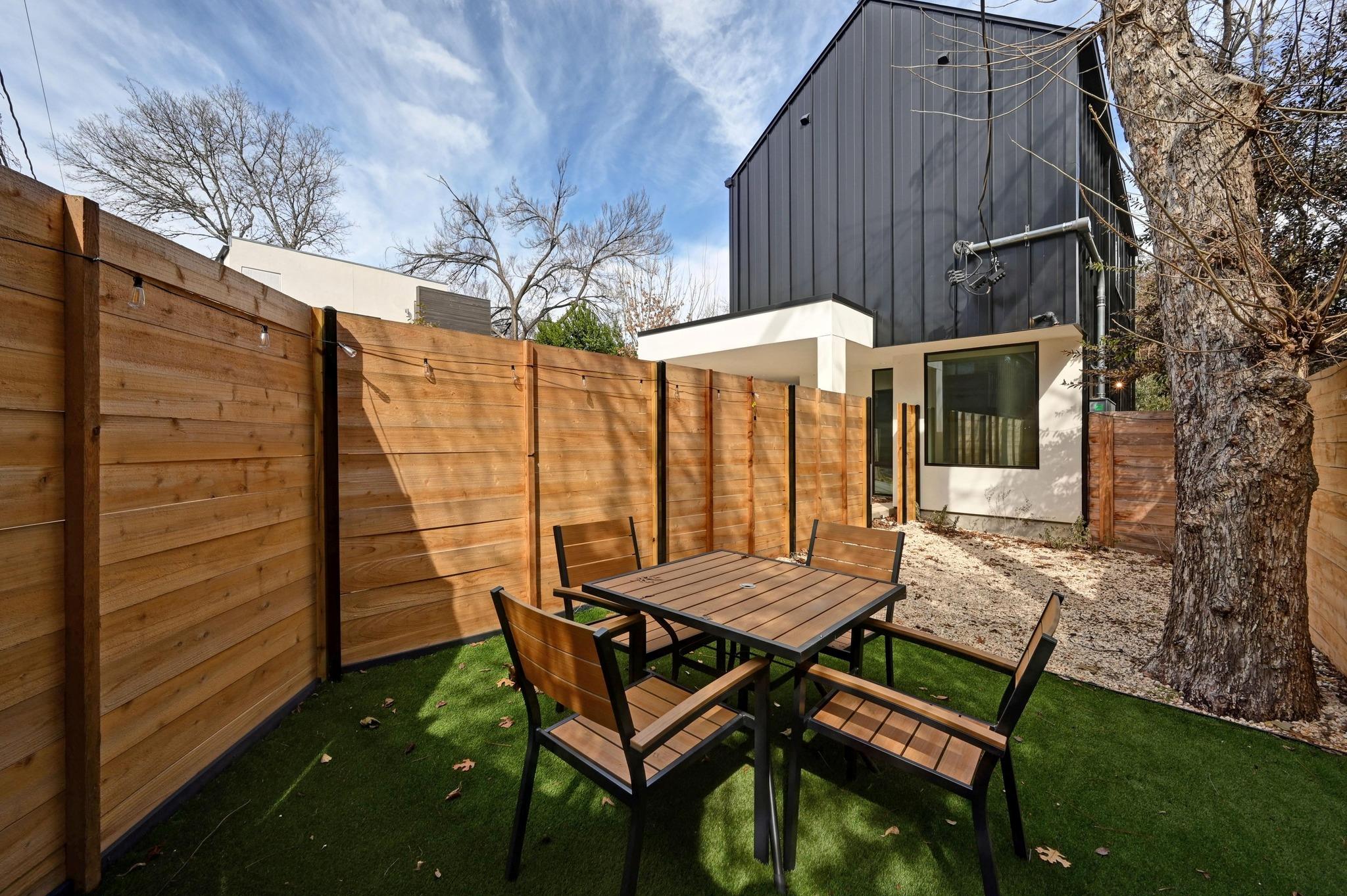 1709 Willow St # 2, Austin, TX 78702