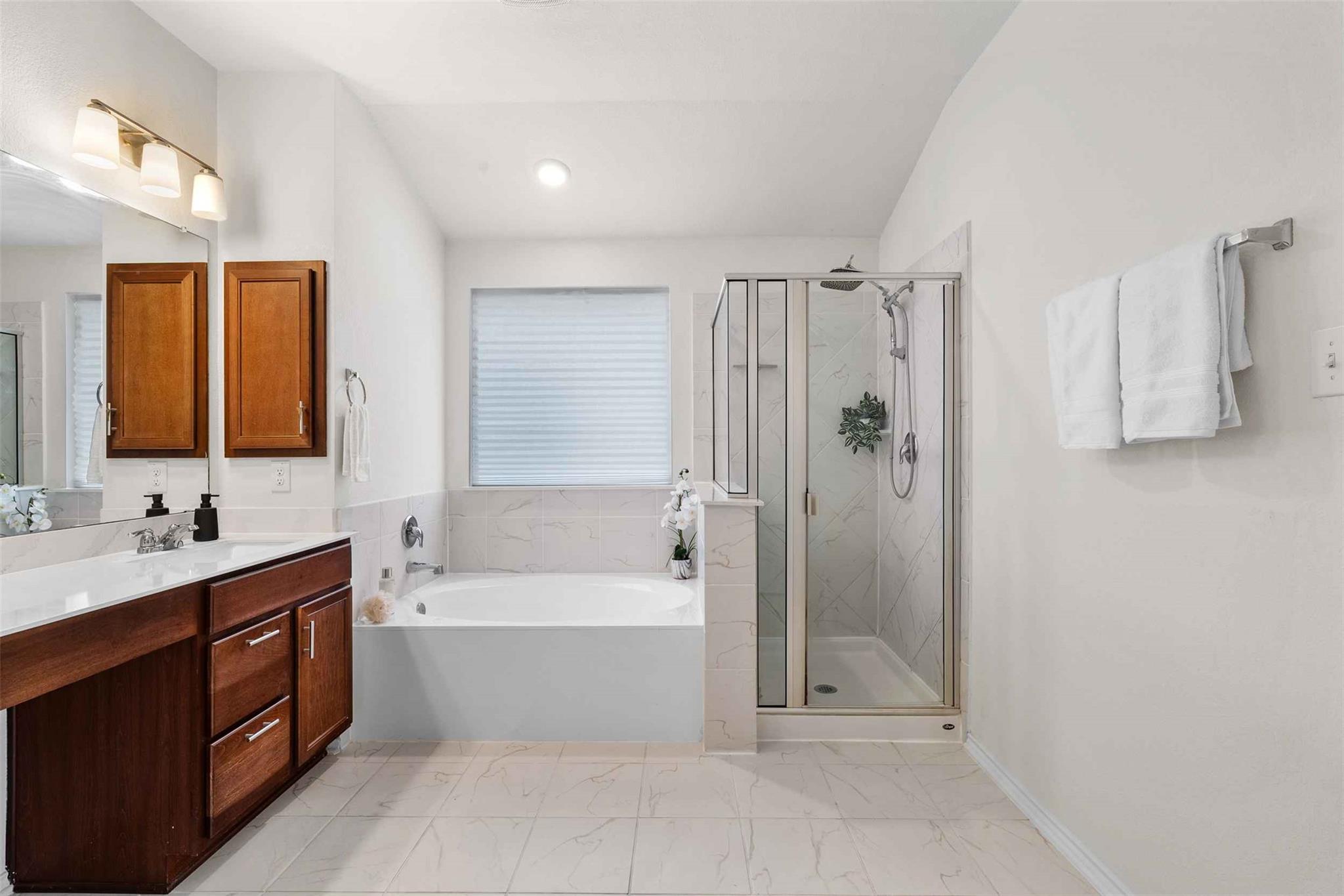 116 Kyndals Meadow Cv, Georgetown, TX 78628