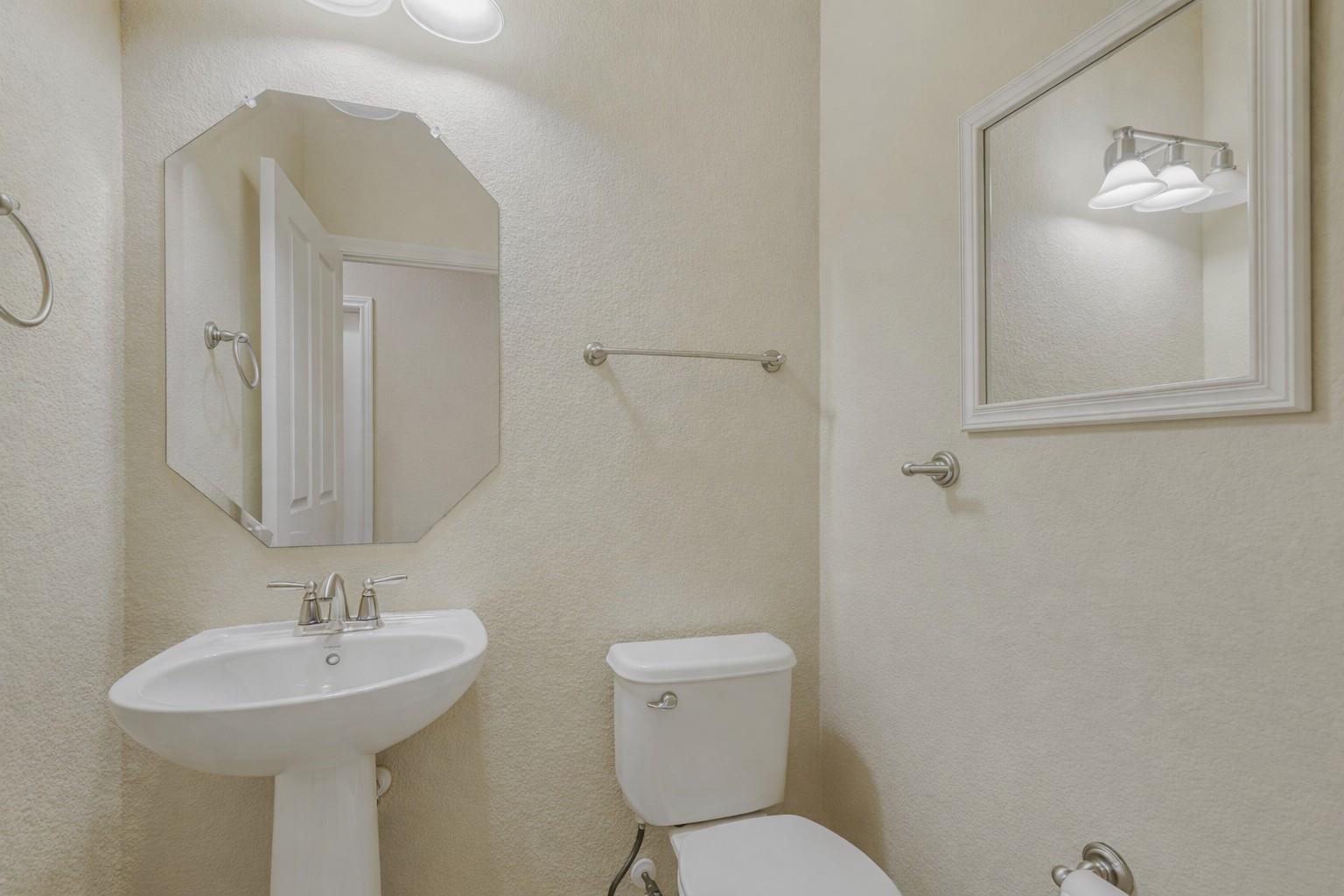 114 Davis Mountain Cir, Georgetown, TX 78633