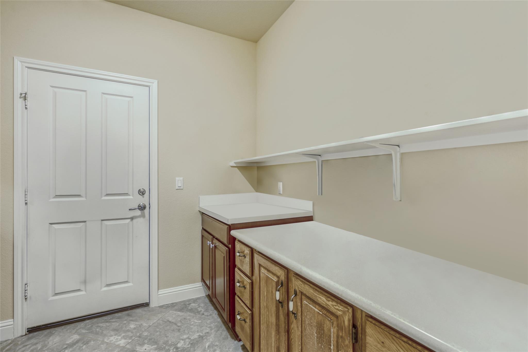 114 Davis Mountain Cir, Georgetown, TX 78633