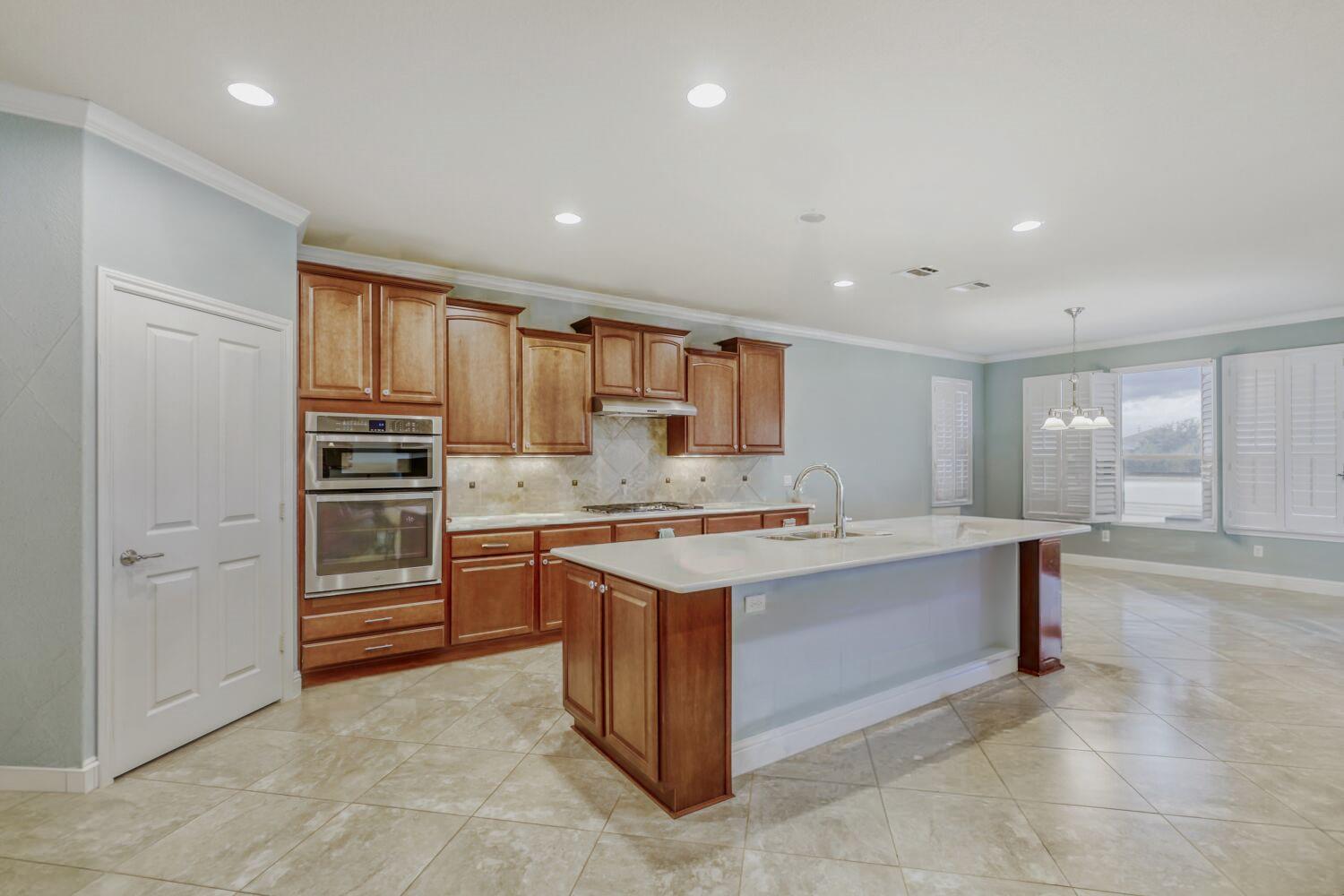 114 Davis Mountain Cir, Georgetown, TX 78633