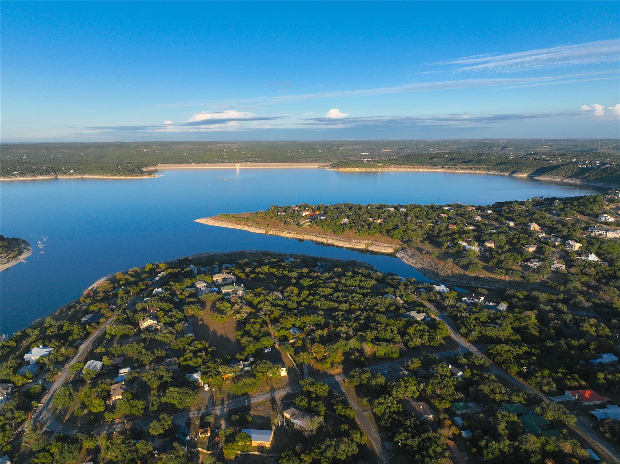 952 Parkview Dr, Canyon Lake, TX 78133