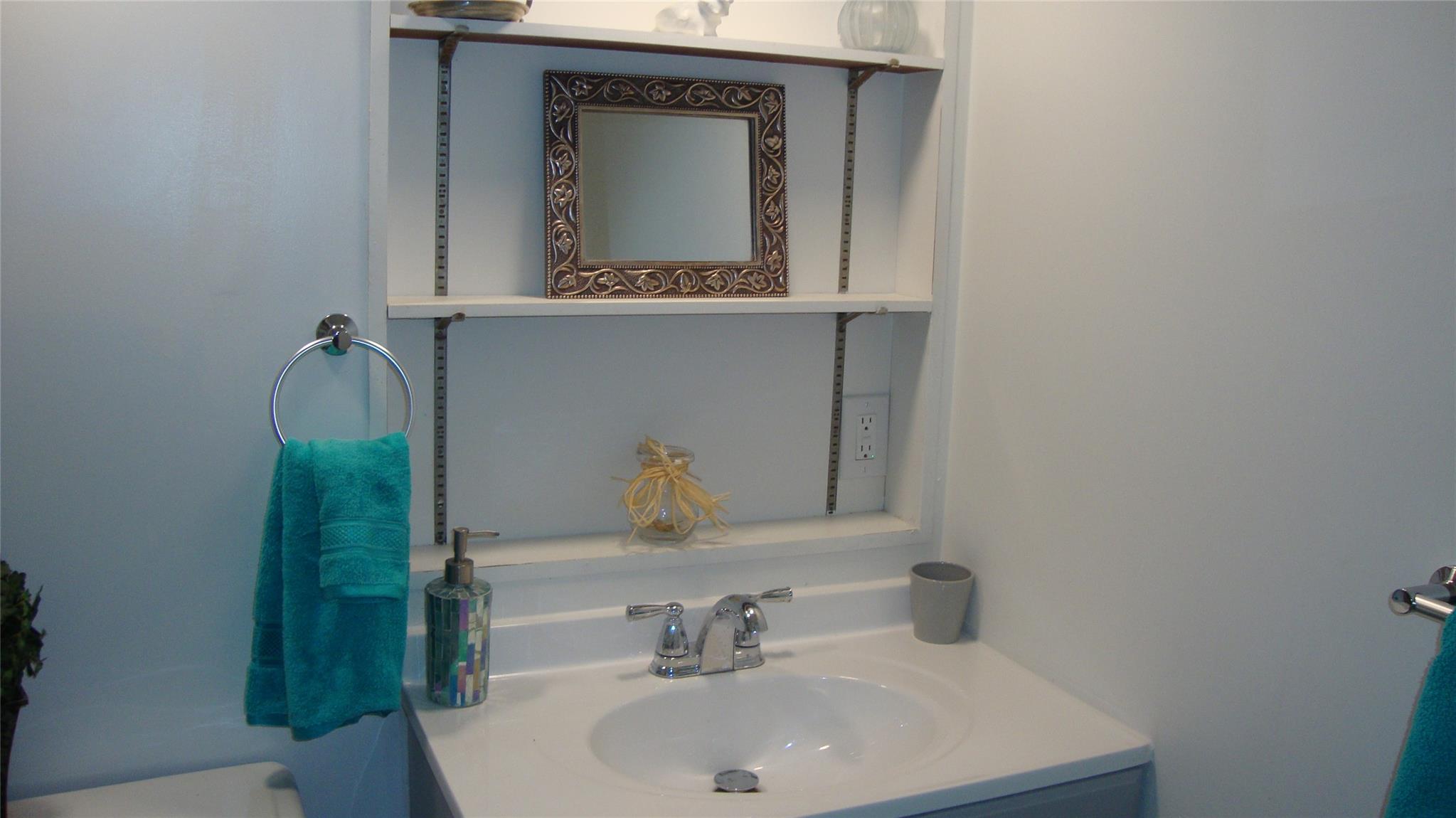 5804 Circulo Dr # 2A, Lago Vista, TX 78645