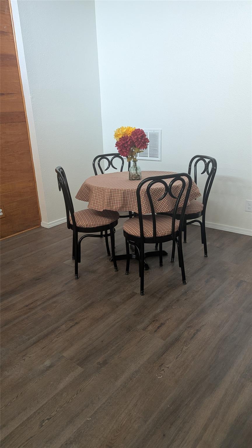 5804 Circulo Dr # 2A, Lago Vista, TX 78645